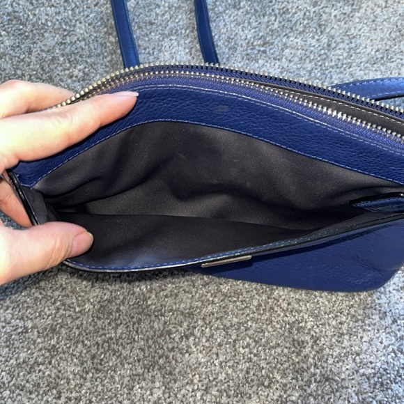 Coach over the shoulder purse - Picture 5 of 5